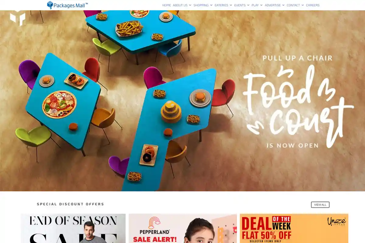 Informational website for a shopping mall highlighting promotions, events and activities